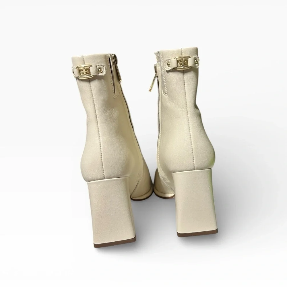 🌻NEW w/box Sam Edelman Irie Ivory Leather Square Toe Block Heel Ankle Booties 6